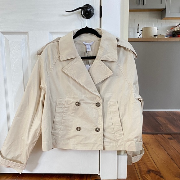 Calvin Klein Cream Cropped Double-Breasted Trench Jacket - Picture 9 of 9